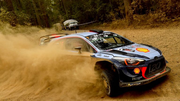 Нювил стана най-успешният пилот във WRC за сезона, но въпреки това - отново втори