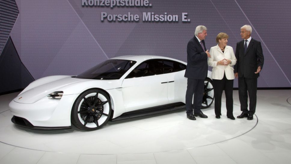 Как се проектира електрическа кола според виртуоза на дизайна в Porsche