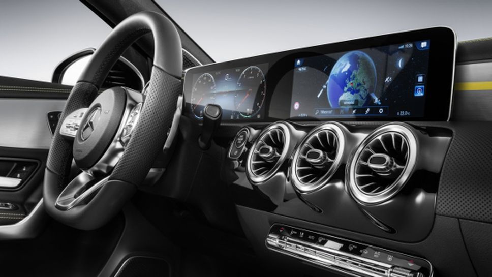 Mercedes-Benz представи новия луксозен интериор на A-Class (снимки)