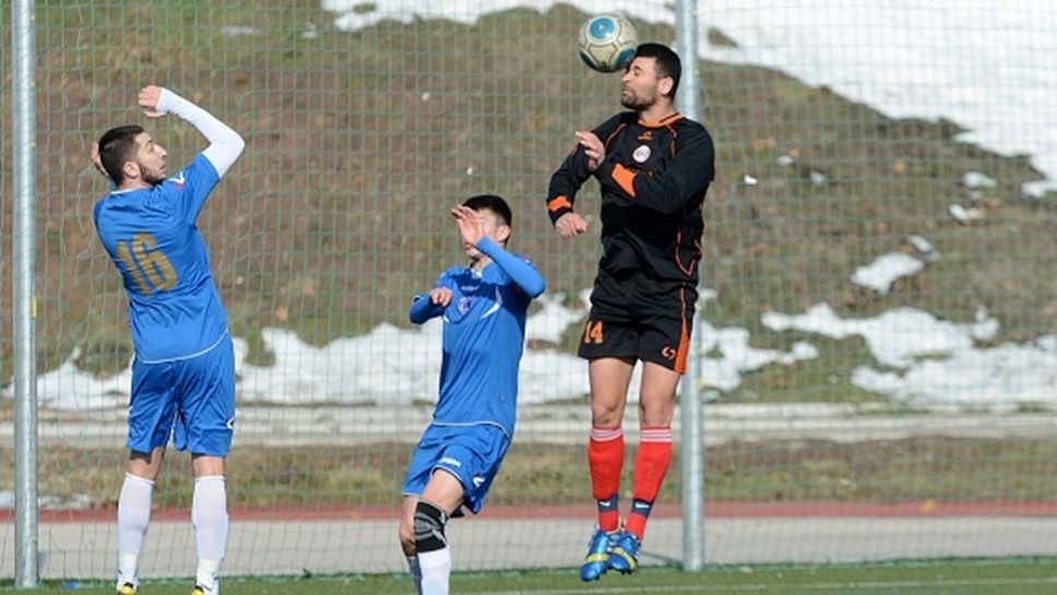 Гол в последната минута донесе първа победа за Спартак
