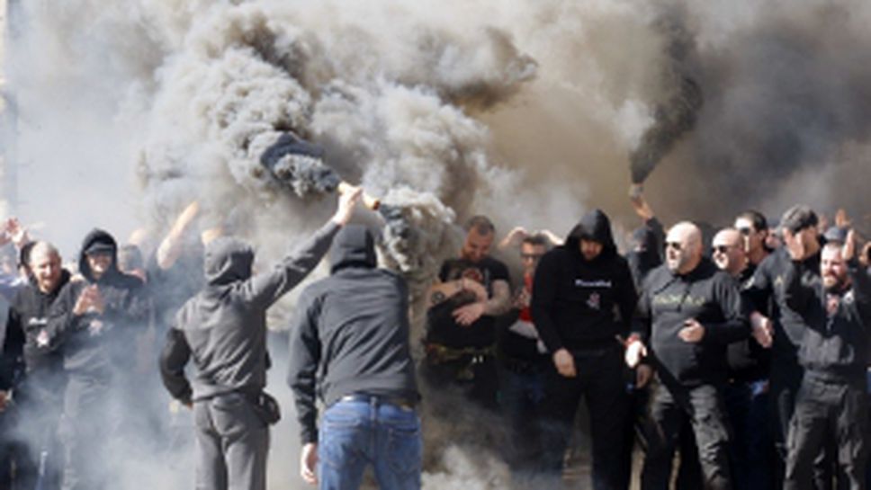 Феновете на ЦСКА с шествие преди дербито