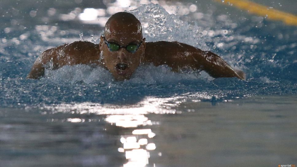 Антъни Иванов счупи рекорда на 400 метра свободен стил