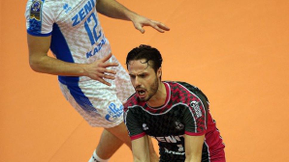 Теодор Салпаров и Зенит отнесоха КНАК в Шампионската лига