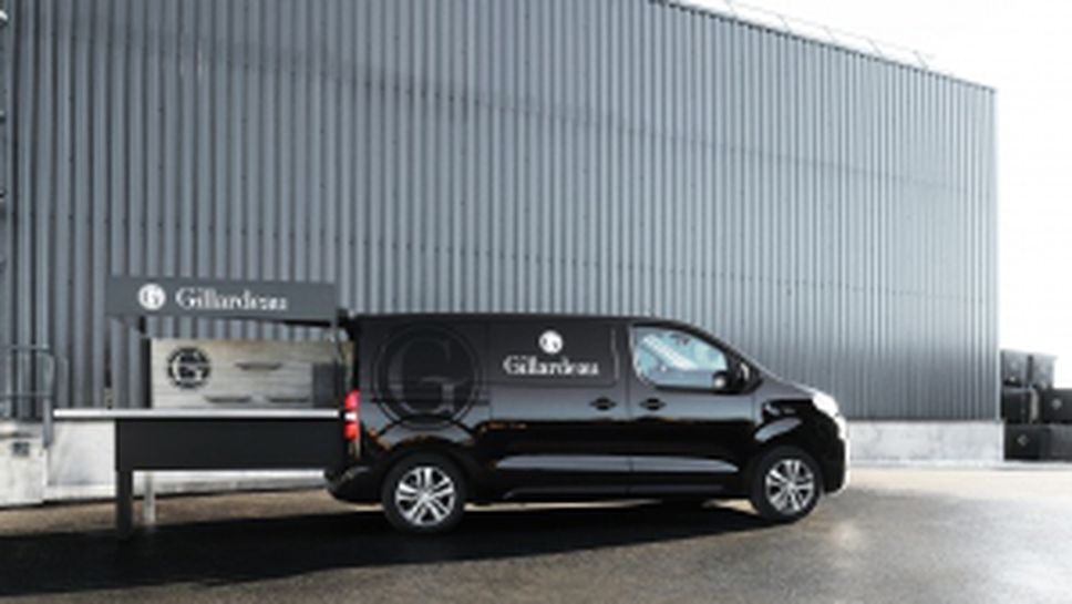 Peugeot проектира мобилен ресторант за Жилардо