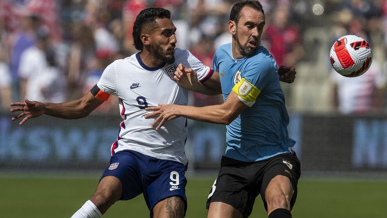  36-годишният Годин ще играе за трети клуб тази година, с цел да е във форма за Мондиала 