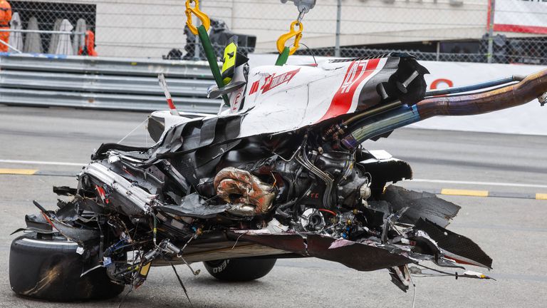 Катастрофите на Мик Шумахер в хода на сезон 2022 във