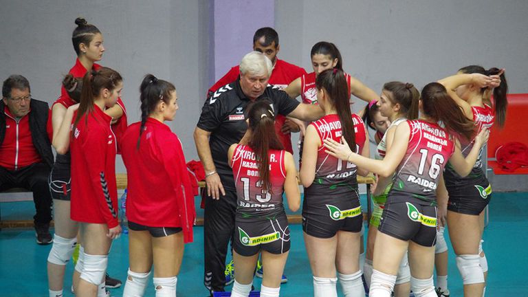 Без отбор от Казанлък ще стартира женското първенство по волейбол