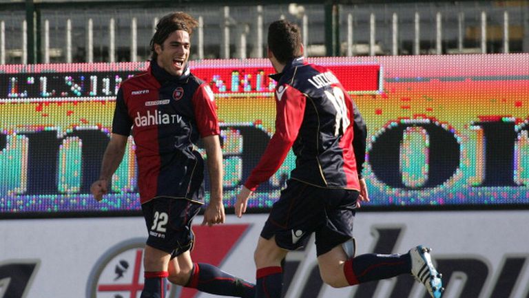Снимка: Каляри се завърна в Серия “А” след година извън елита