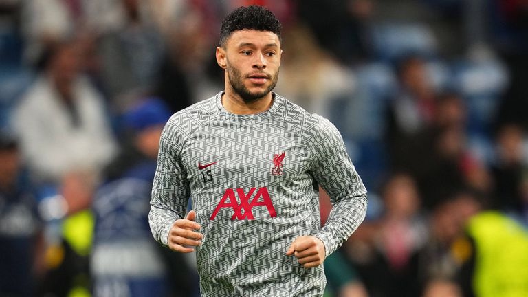 Астън Вила може да се подсили с втори свободен агент