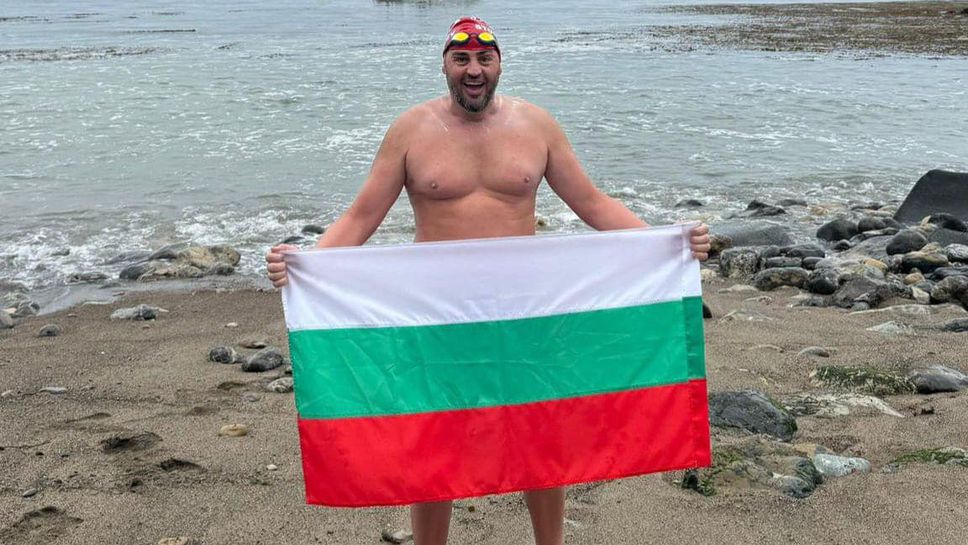 Петър Стойчев с исторически хеттрик в плуването