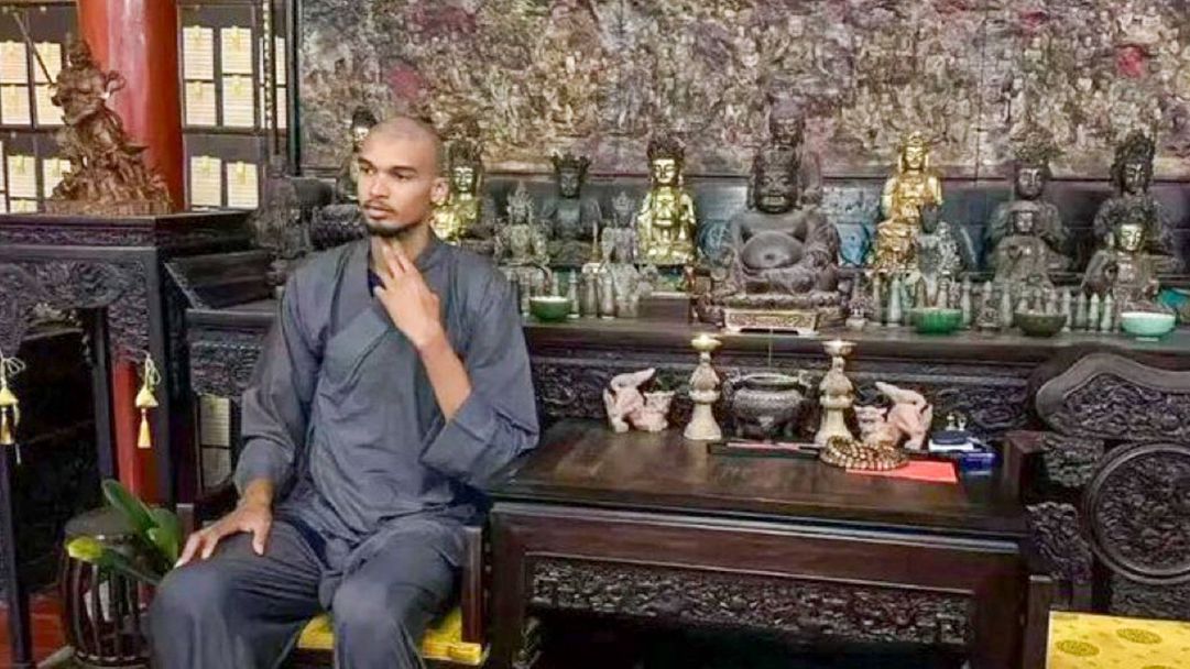 Виктор Уембаняма влезе в Шаолин