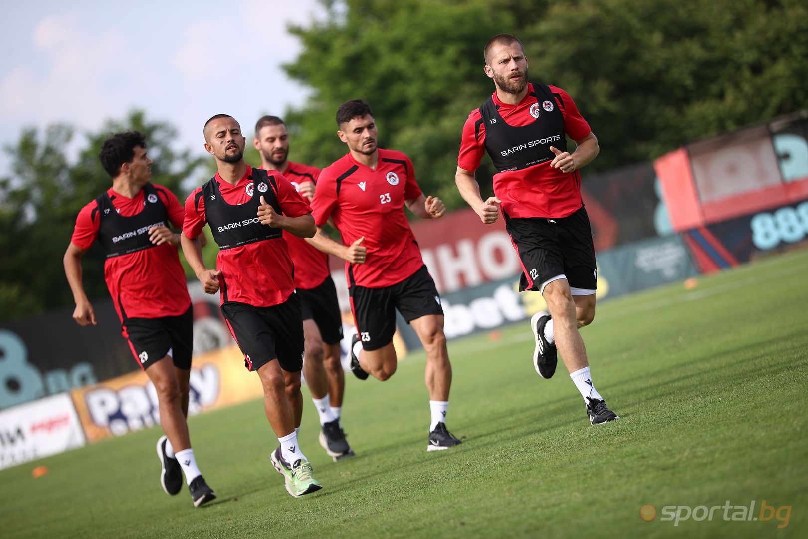 Станислав Генчев извежда Локомотив (София) за първа тренировка