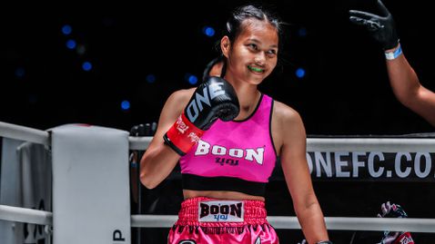  Коя е Супергърл - съперницата на Теодора Кирилова 