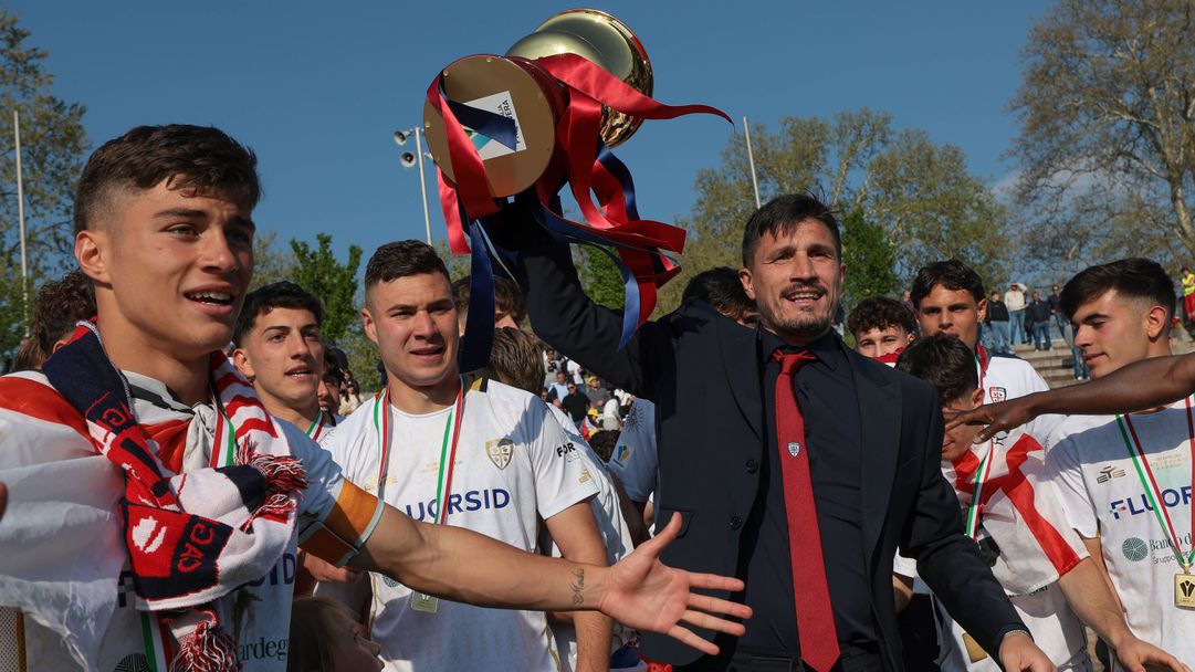 Каляри избра треньор, който отлично познава българските таланти в клуба