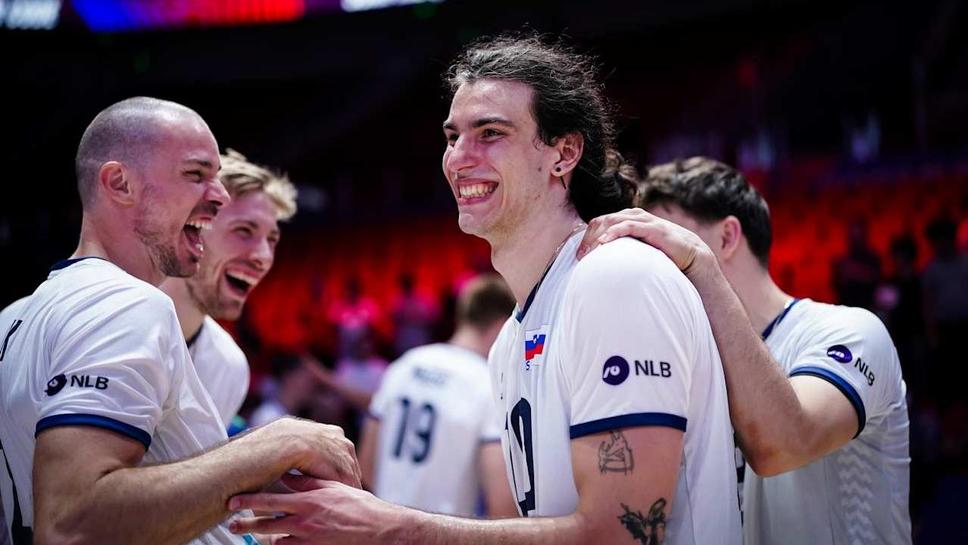 Словения се справи с №1 в света Полша в драма! Ник Муянович заби 37 точки