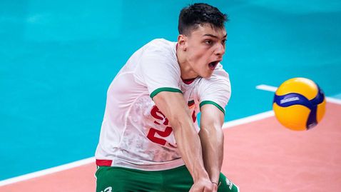  Алекс Николов: Не отивам в Лубе, с цел да бъда заместител 