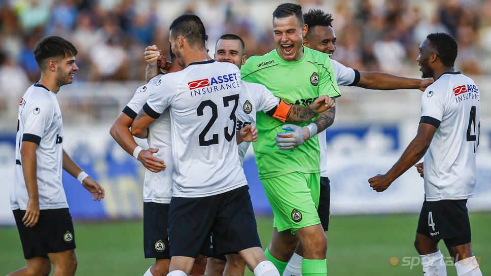 Славия излиза за победа срещу Ботев (Враца) в първото си домакинство за сезона 