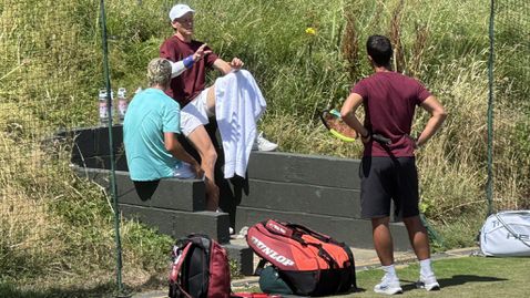 Синер се подготвя по необичаен начин за Джокович