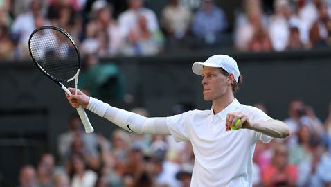  Синер не остави късмет на Джокович и си уреди среща с Алкарас на финала 