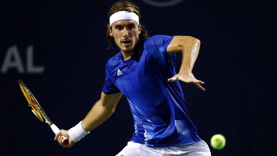 Циципас на полуфинал в Торонто