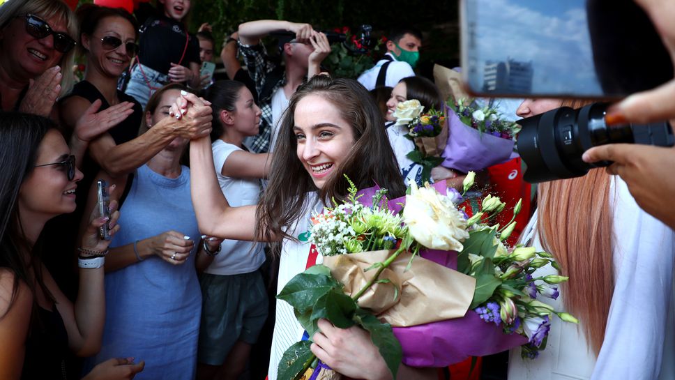 В сряда Бургас посреща златната Стефани Кирякова