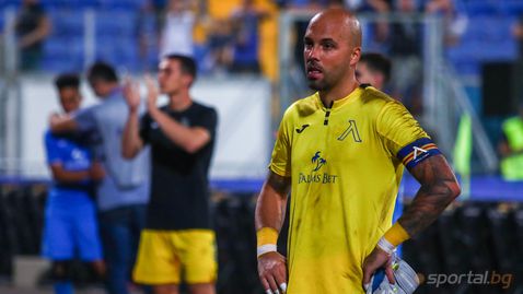  Ники Михайлов отвън групата на Левски за мача с Хебър 