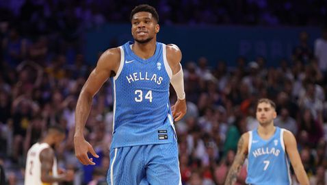  Неплатена застраховка към този момент стопира Янис Адетокунбо за контролите на Гърция преди Евро 2025 