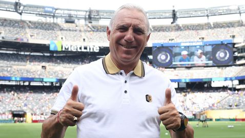  Стоичков: Съдбата реши да не играя с Трифон Иванов в Барселона 