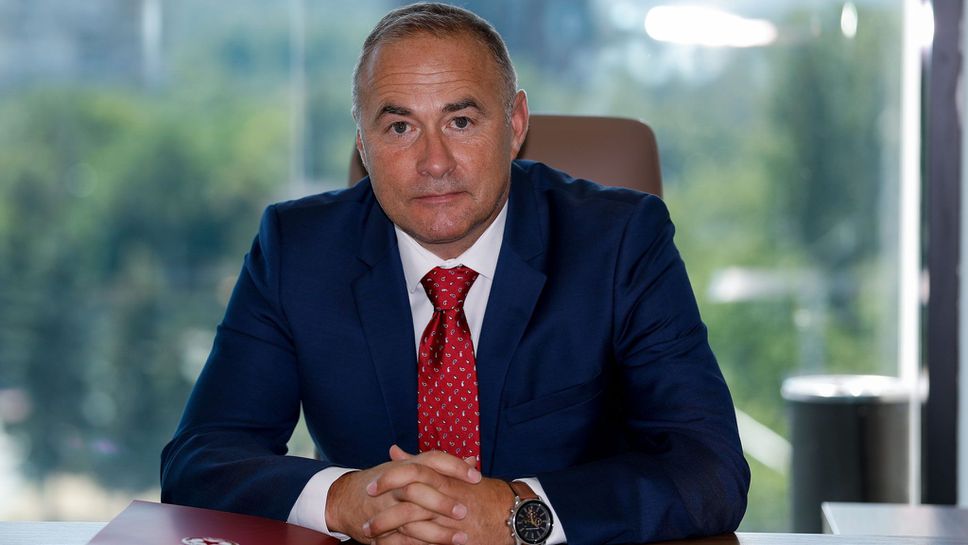 Величков: Позицията на ръководството е, че за момента Душан Керкез е нашият треньор