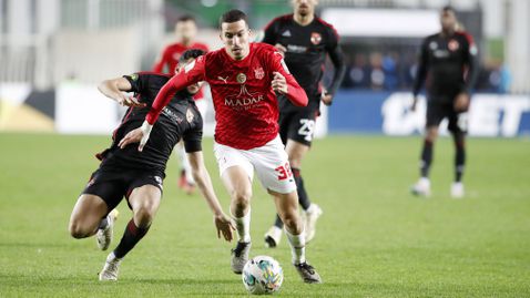 Левски привлича халф от Алжир