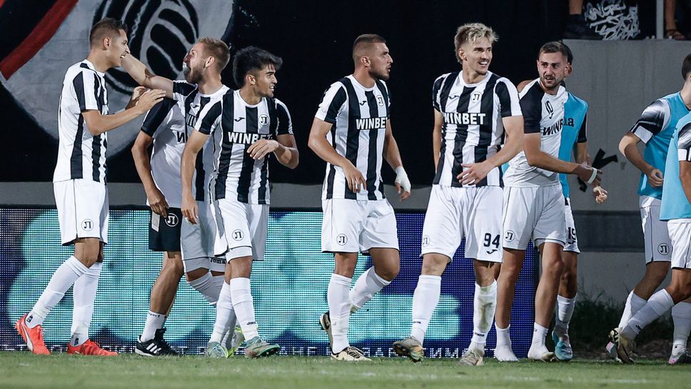 Локо (Пд) показа писмо от ФИФА и заяви: Проблемът е технически