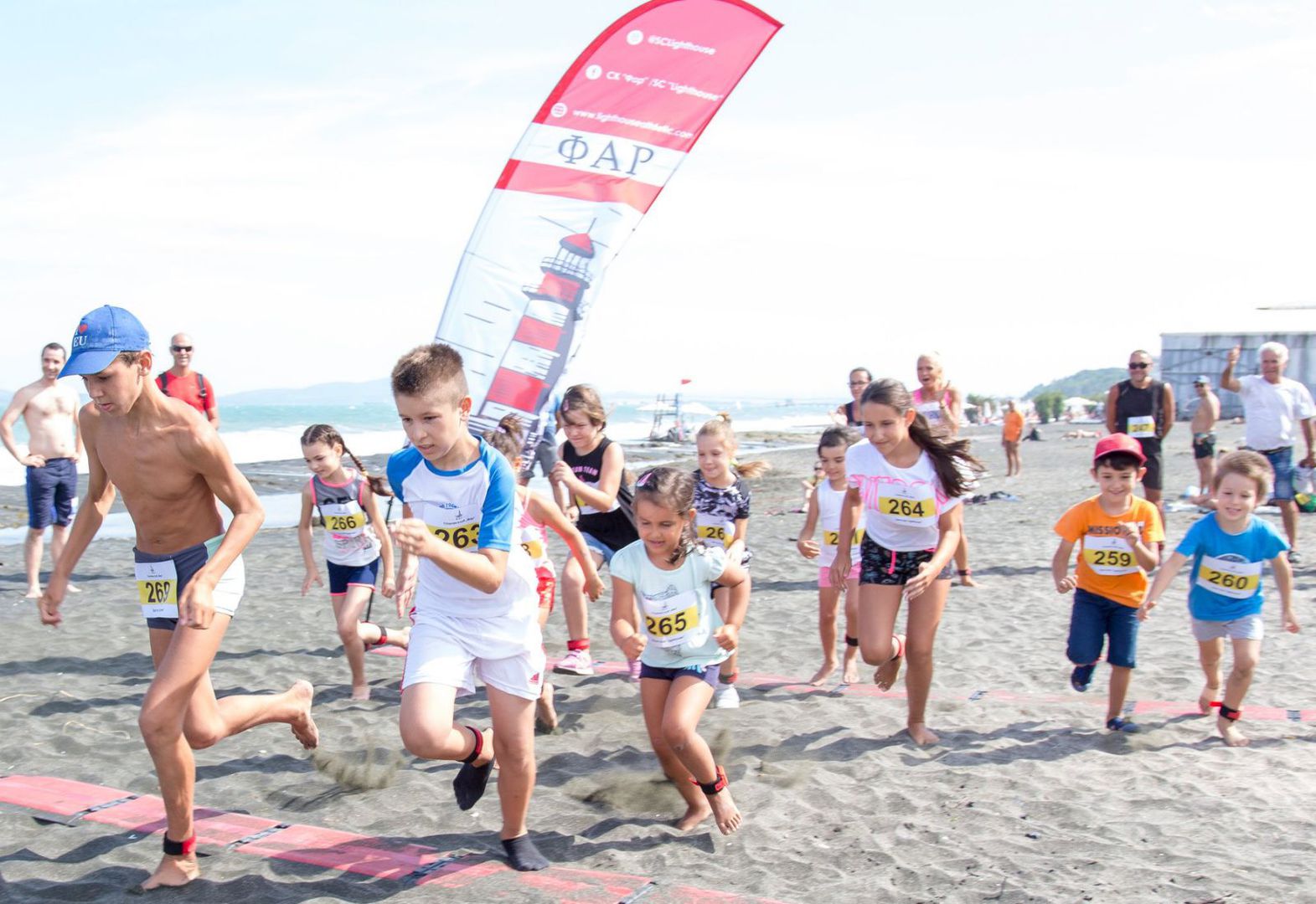 Първото състезание по плажно бягане в Бургас