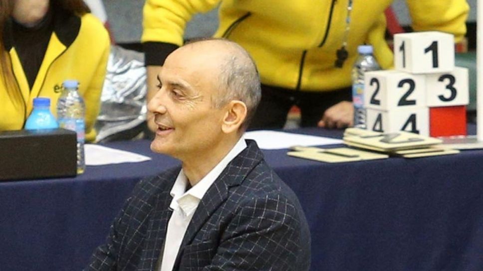 Черноморец се раздели с треньора Йордан Колев