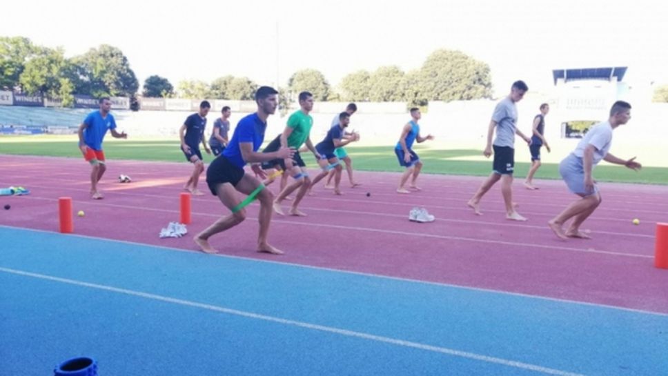 Дунав започна тренировки, Дани Милушев остава само треньор за новия сезон