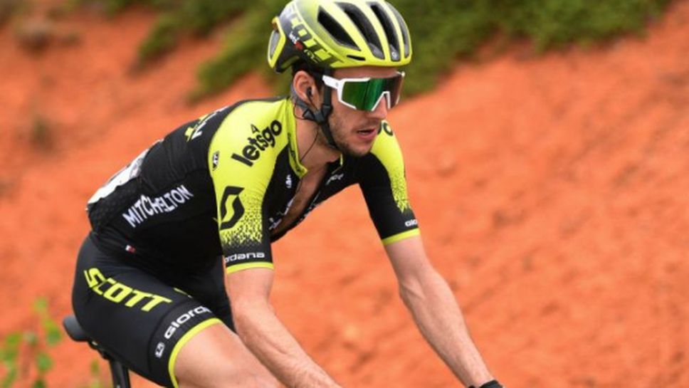 Саймън Йейтс подписа нов договор с клубния си тим