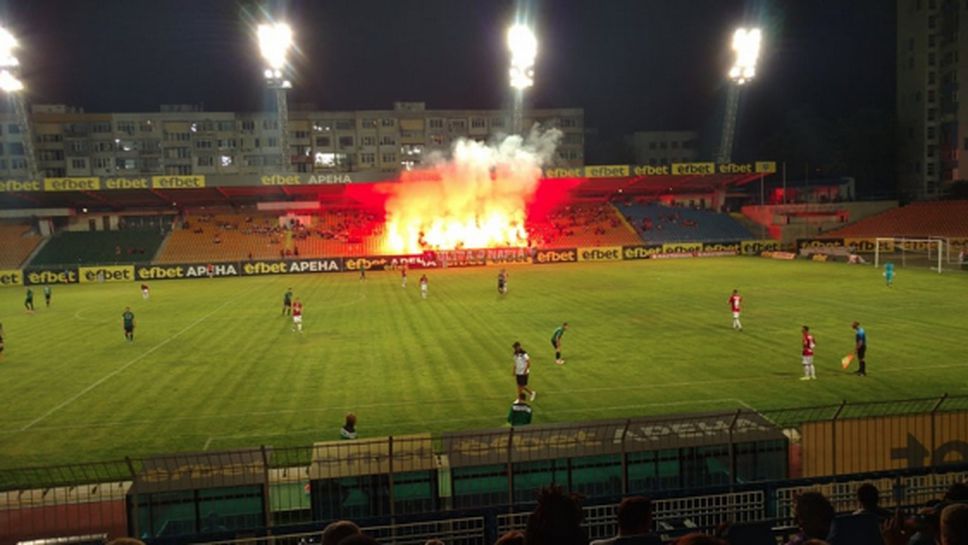 Локо (София) с 3 от 3 - вече дръпна на върха