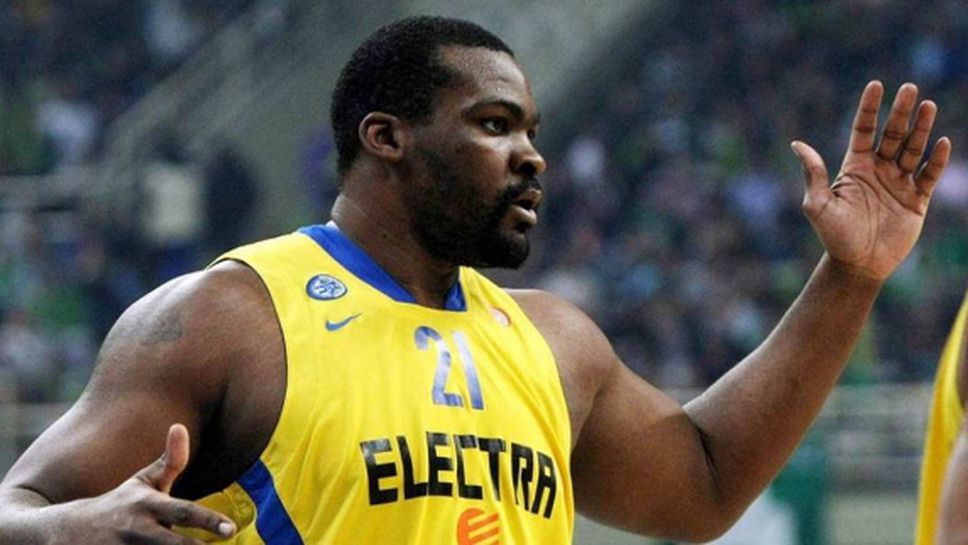 Феноменът Софо: На 15 тежеше 140 кг, развинти Щатите на световно и се сби с цяла агитка