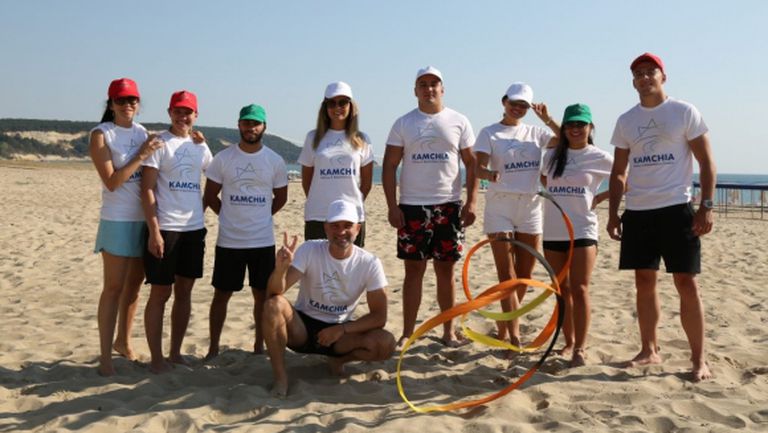 Български шампиони с открита тренировка за деца на плажа в Камчия