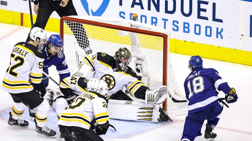 Тампа Бей победи Бостън с продължение и изравни серията