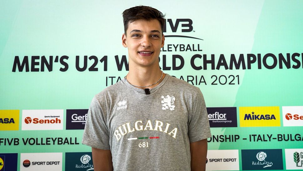 Христо Стоичков е любимият български спортист на звездата на бъдещето Александър Николов