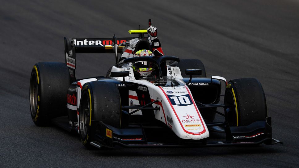 Френски триумф в първия спринт от Формула 2 на „Монца“