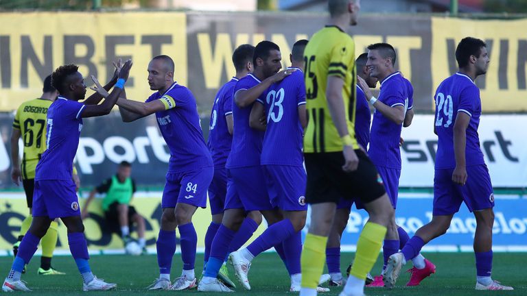  Защитник на Етър ще играе със шина 