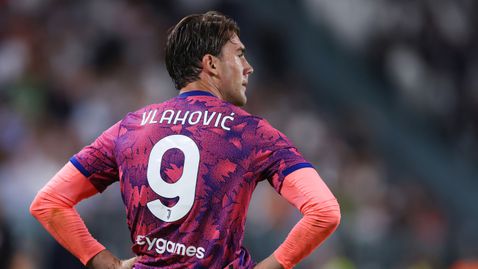  Юве се избави от домакинска издънка, съдията попречи на торинци да завоюват в края 