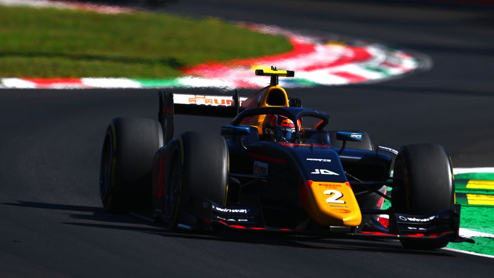 Дарувала триумфира в лудото основно състезание от Формула 2 на „Монца“