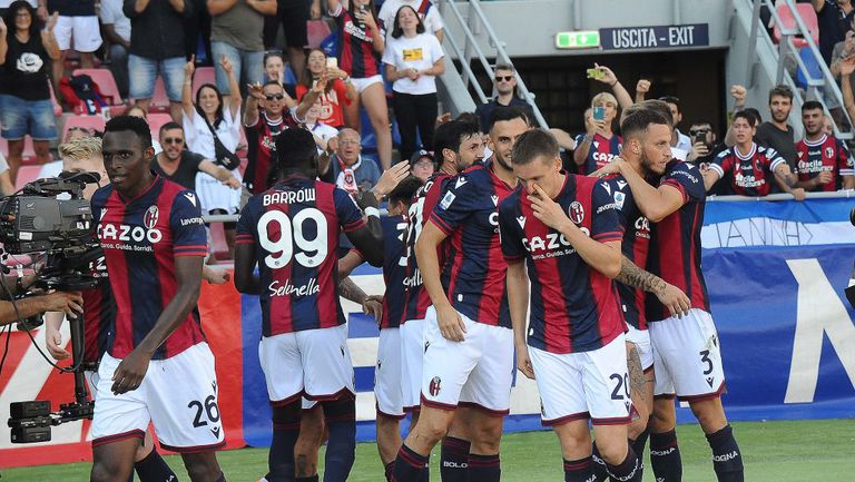 Болоня стигна до първата си победа в Серия А от