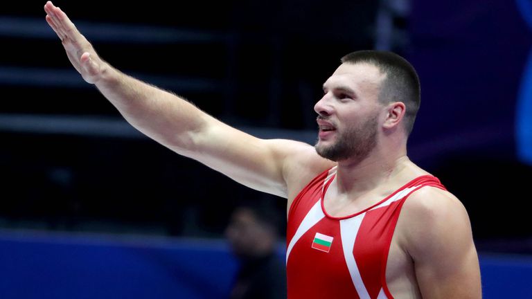 Кирил Милов се класира за полуфиналите на Световното първенство по