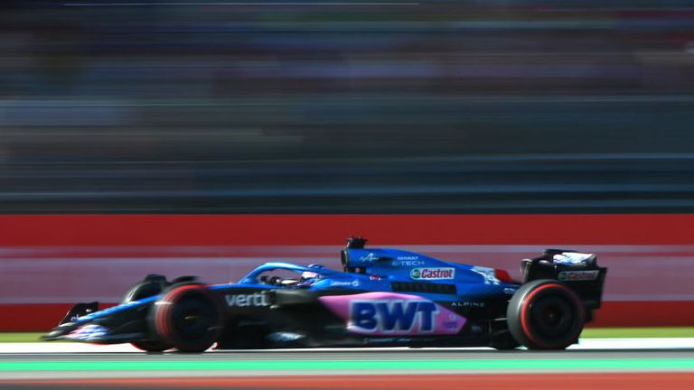 Двукратният световен шампион във Формула 1 Фернандо Алонсо ще стартира