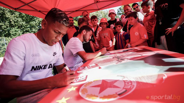 Новите попълнения на ЦСКА София Жираир Шагоян и Марселино