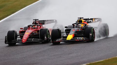  Във Ферари не са удовлетворени от наказването на Ред Бул 