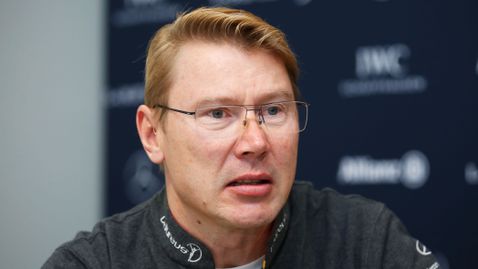 Мика Хакинен излезе на леда във Виена